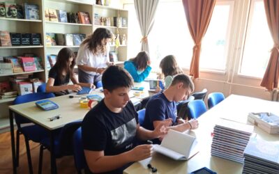 Volonterski projekt: Pomoć u školskoj knjižnici                                                            