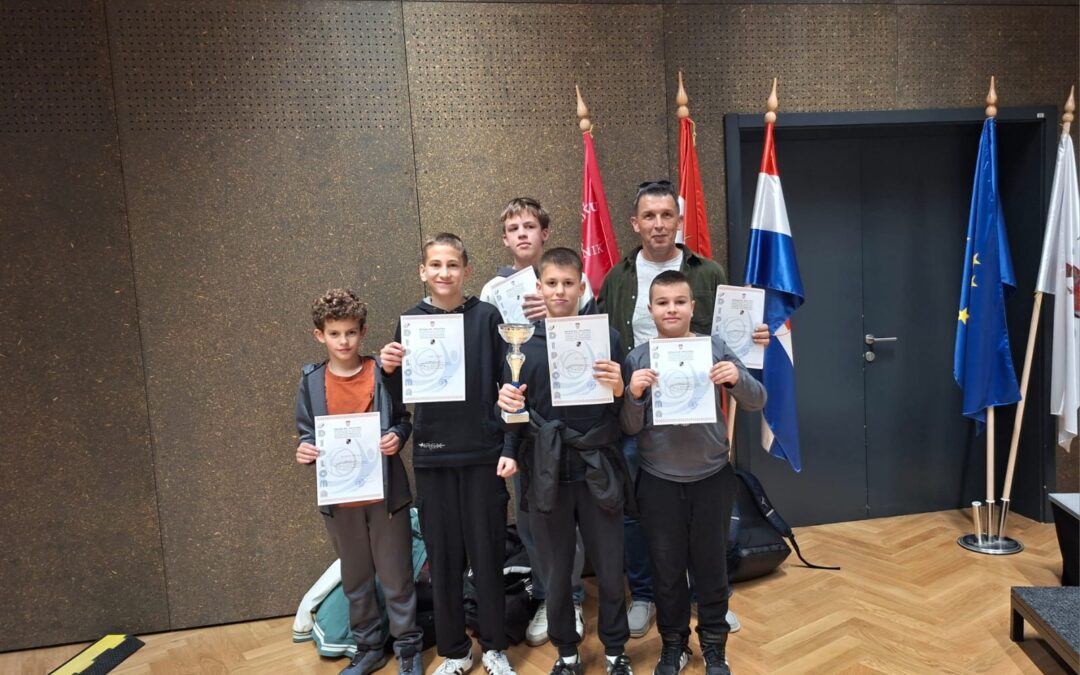 Učenici Osnovne škole don Mihovila Pavlinovića Metković županijski prvaci u šahu