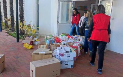 Učenici naše škole prikupili hranu za potrebe Crvenog križa